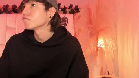 daphne_and_roger online show from 16, 3, 2026