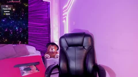 Daphne online show from 11, 2, 2025