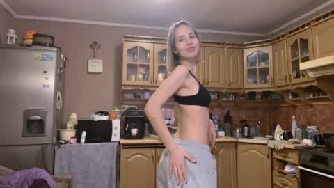 Snapshot of daphnefranca chatting on 7, 4, 2026 Monika online show from 7, 4, 2026