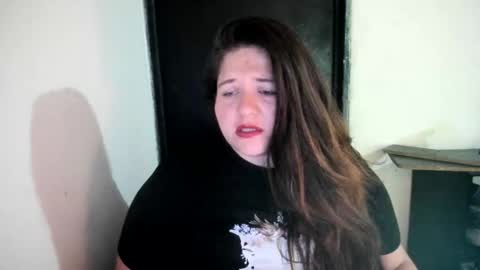 Snapshot of daphnegirlsexxy chatting on 4, 3, 2026 daphnegirlsexxy online show from 4, 3, 2026