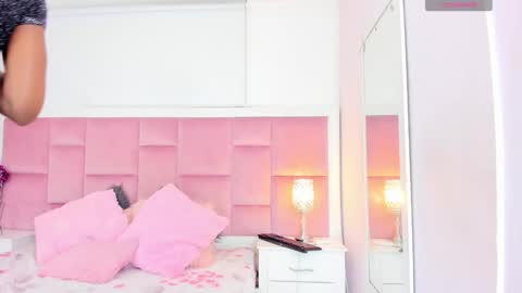 Snapshot of daphnelloyd chatting on 10, 12, 2024 Daphne online show from 10, 12, 2024