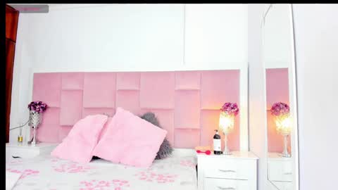 Snapshot of daphnelloyd chatting on 28, 1, 2025 Daphne online show from 28, 1, 2025