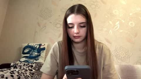 Snapshot of daphnesterlace chatting on 4, 5, 2026 Emilia online show from 4, 5, 2026