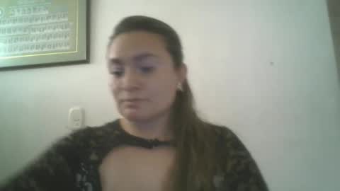 Snapshot of dapnne24 chatting on 15, 4, 2026 dapnne online show from 15, 4, 2026