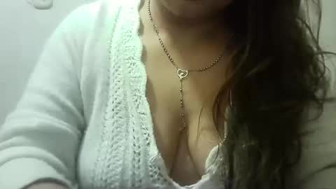 Snapshot of dapnne24 chatting on 16, 4, 2026 dapnne online show from 16, 4, 2026