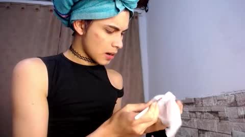 Snapshot of darasweet20 chatting on 23, 3, 2026 DARA online show from 23, 3, 2026