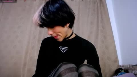 Snapshot of darasweet20 chatting on 21, 4, 2026 DARA online show from 21, 4, 2026