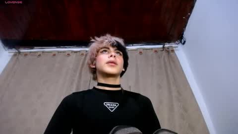 Snapshot of darasweet20 chatting on 21, 4, 2026 DARA online show from 21, 4, 2026