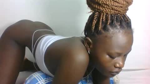 Snapshot of darberry21 chatting on 17, 2, 2026 ESTHER online show from 17, 2, 2026