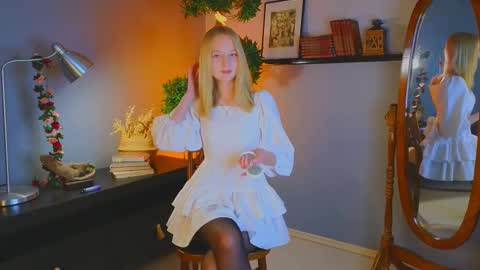 Snapshot of darceyheyd chatting on 17, 10, 2025 Kami online show from 17, 10, 2025