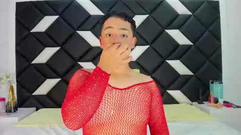Snapshot of darian_laforteza chatting on 10, 7, 2026 Darian online show from 10, 7, 2026