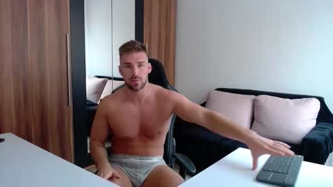 Snapshot of darius_94 chatting on 30, 9, 2025 darius_94 online show from 30, 9, 2025