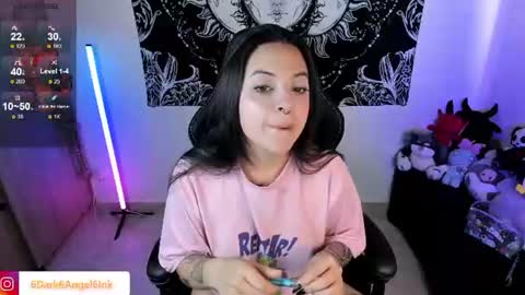 Snapshot of dark_angel_ink_ chatting on 9, 6, 2026 LUISA online show from 9, 6, 2026