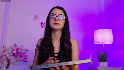 Snapshot of dark_angell77 chatting on 25, 4, 2026 dark_angell77 online show from 25, 4, 2026