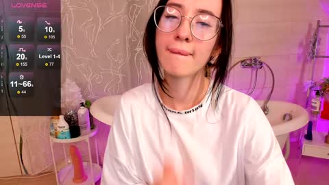 Snapshot of dark_lola_ chatting on 28, 12, 2024 Lola online show from 28, 12, 2024