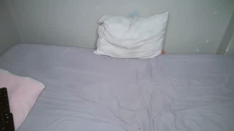 dark_lovly online show from 8, 11, 2025