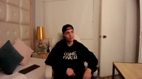 dark_sun333 online show from 14, 12, 2025