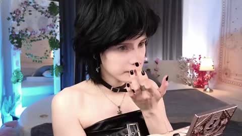 Vamp  online show from 7, 3, 2025