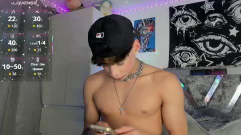 Snapshot of darkboy26_ chatting on 17, 4, 2026 Blake online show from 17, 4, 2026