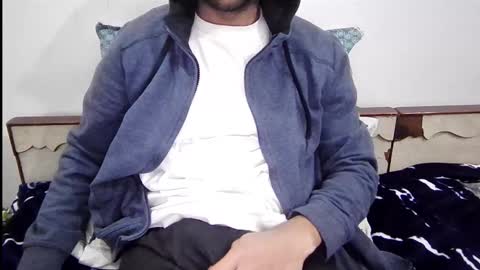 Snapshot of darkbud03 chatting on 14, 1, 2026 just a guy online show from 14, 1, 2026