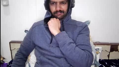 Snapshot of darkbud03 chatting on 15, 1, 2026 just a guy online show from 15, 1, 2026