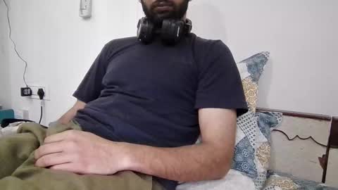 Snapshot of darkbud03 chatting on 14, 3, 2026 just a guy online show from 14, 3, 2026