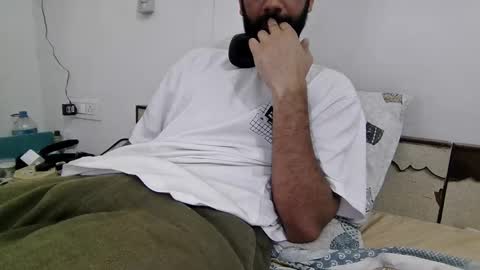 Snapshot of darkbud03 chatting on 25, 3, 2026 just a guy online show from 25, 3, 2026