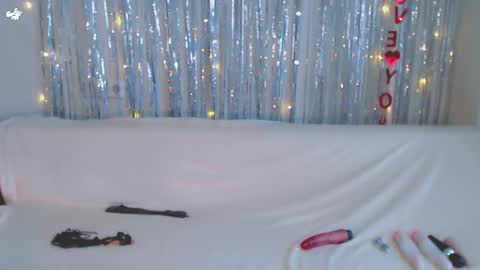 Kelly online show from 28, 2, 2025