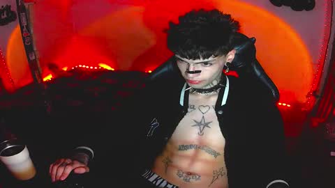   online show from 18, 12, 2025