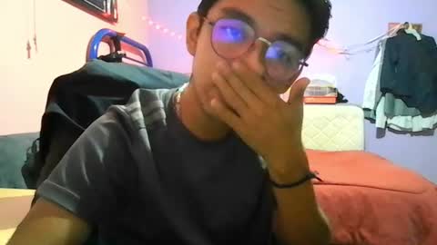 Snapshot of darknex_ chatting on 24, 6, 2026 Jose Ian online show from 24, 6, 2026