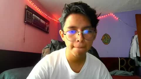 Snapshot of darknex_ chatting on 5, 7, 2026 Jose Ian online show from 5, 7, 2026