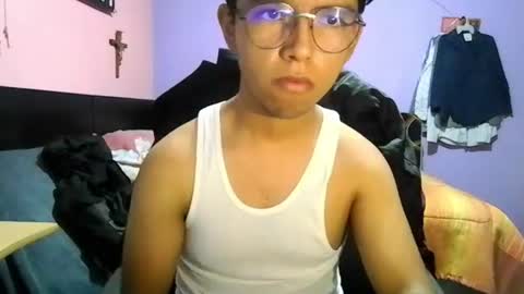 Snapshot of darknex_ chatting on 10, 7, 2026 Jose Ian online show from 10, 7, 2026