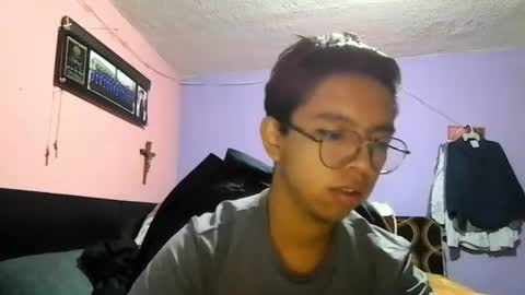 Snapshot of darknex_ chatting on 11, 7, 2026 Jose Ian online show from 11, 7, 2026