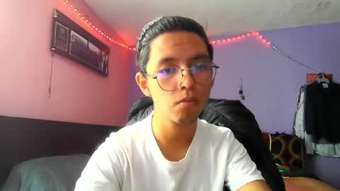 Snapshot of darknex_ chatting on 15, 7, 2026 Jose Ian online show from 15, 7, 2026