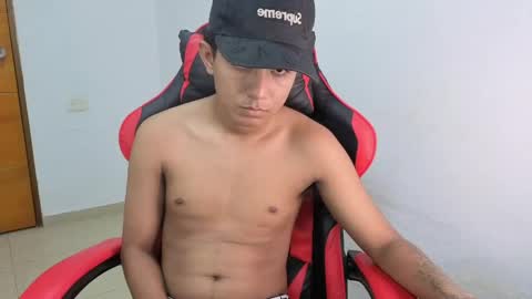 darknigthx online show from 15, 4, 2026