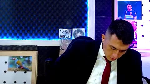 DARKO0717 online show from 9, 2, 2025