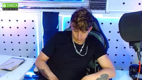 DARKO0717 online show from 4, 10, 2025