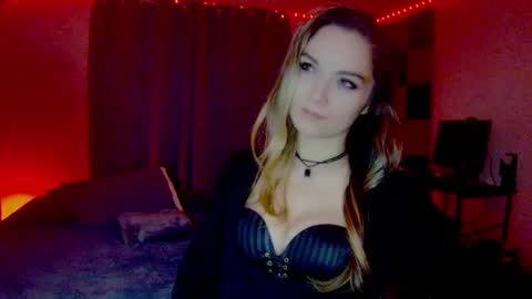 roseredgoddess online show from 17, 9, 2025