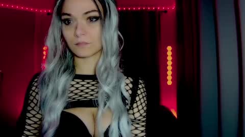 Snapshot of darkskullmistress chatting on 15, 4, 2026 roseredgoddess online show from 15, 4, 2026