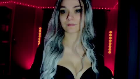 Snapshot of darkskullmistress chatting on 21, 4, 2026 roseredgoddess online show from 21, 4, 2026