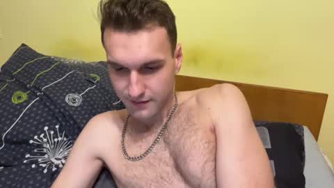 Snapshot of darktempt_ chatting on 6, 1, 2026 Nick online show from 6, 1, 2026