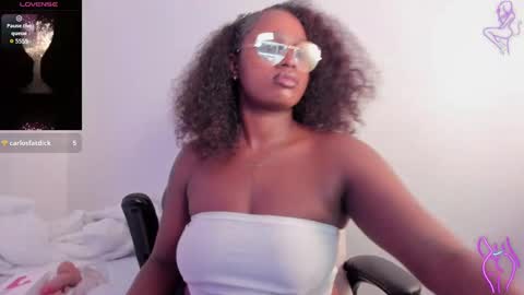 Darle Volant online show from 2, 10, 2025