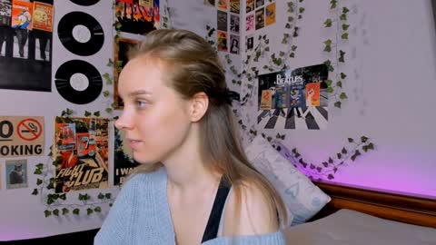 Snapshot of darleneferran chatting on 13, 12, 2024 lina online show from 13, 12, 2024