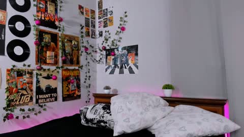 Snapshot of darleneferran chatting on 28, 1, 2025 lina online show from 28, 1, 2025