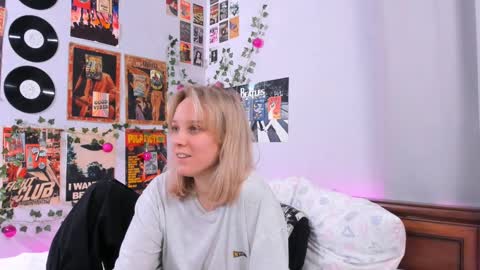Snapshot of darleneferran chatting on 12, 2, 2025 lina online show from 12, 2, 2025