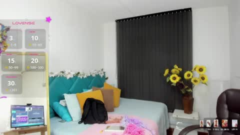 Snapshot of darling_spoiled chatting on 9, 7, 2026 darling online show from 9, 7, 2026