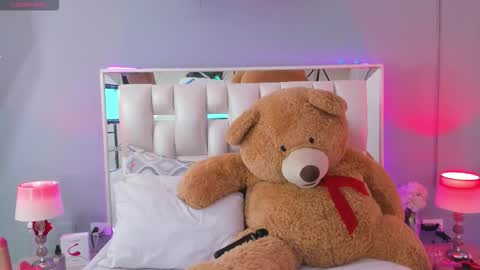 Snapshot of darlyn_tenderhot__ chatting on 23, 9, 2025 darlyn_tenderhot__ online show from 23, 9, 2025