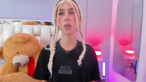 Snapshot of darlyn_tenderhot__ chatting on 12, 10, 2025 darlyn_tenderhot__ online show from 12, 10, 2025