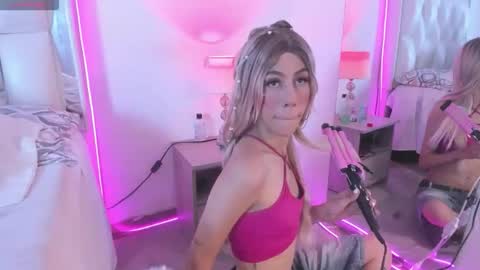 Snapshot of darlyn_tenderhot__ chatting on 9, 4, 2026 darlyn_tenderhot__ online show from 9, 4, 2026