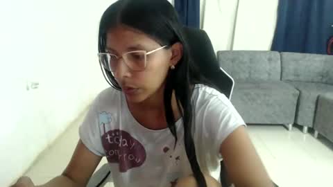 Snapshot of darsha_1 chatting on 8, 6, 2026 Darsha online show from 8, 6, 2026